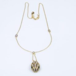 Collier Serpent SN16260G40 – Élégance et Mystère